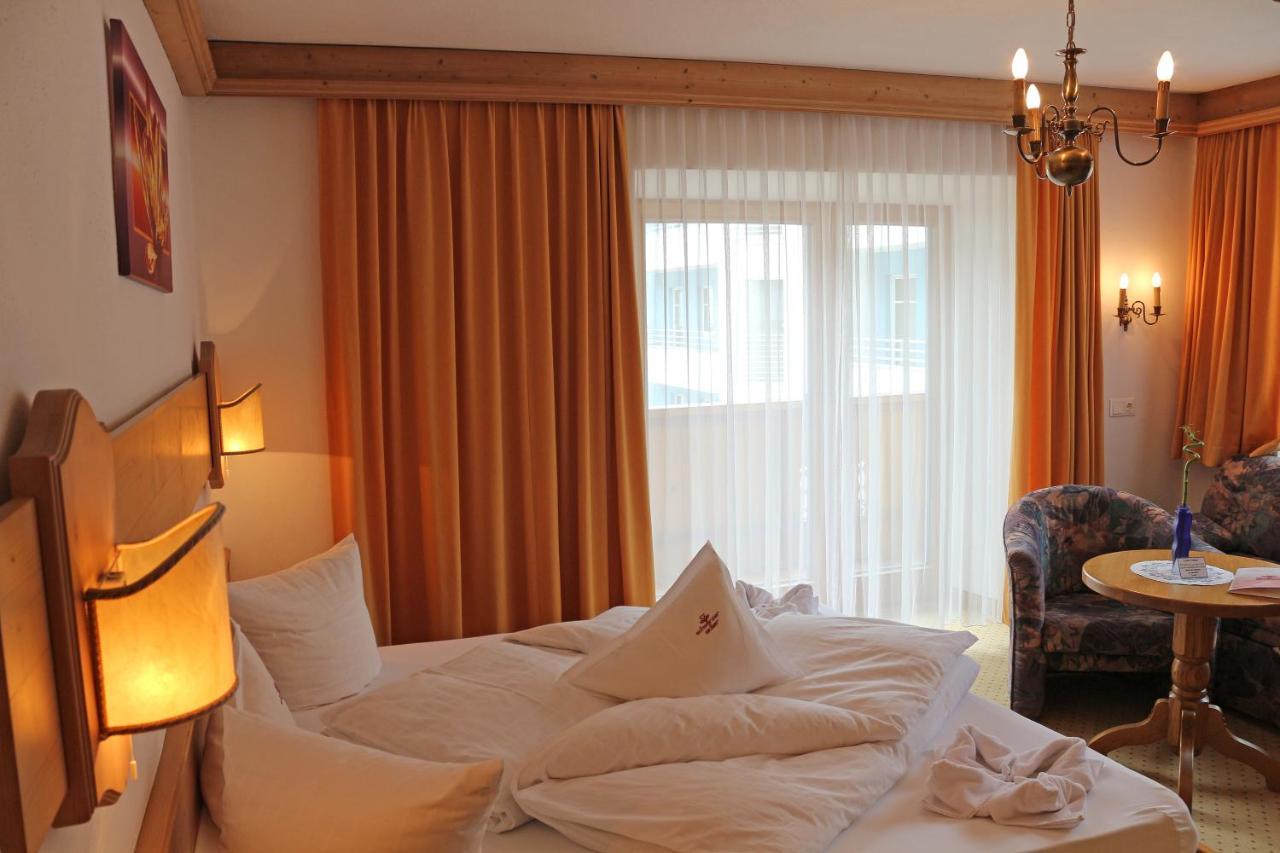 Hotel Schwarzer Adler Nauders Kültér fotó