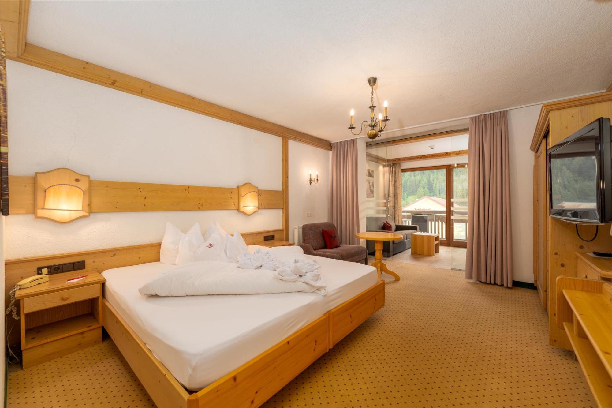 Hotel Schwarzer Adler Nauders Kültér fotó
